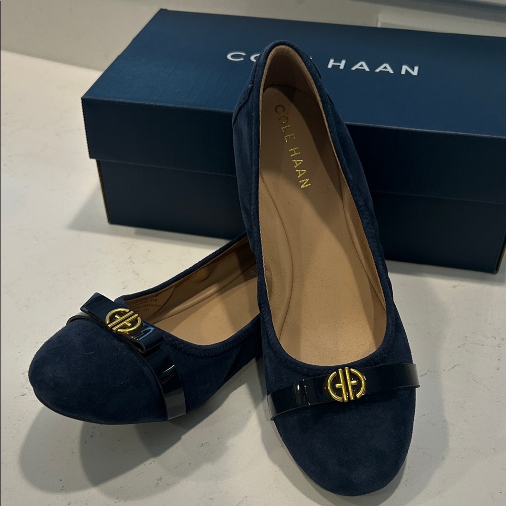 Cole Haan Women's Blue Suede Flats-size‎ 7.5